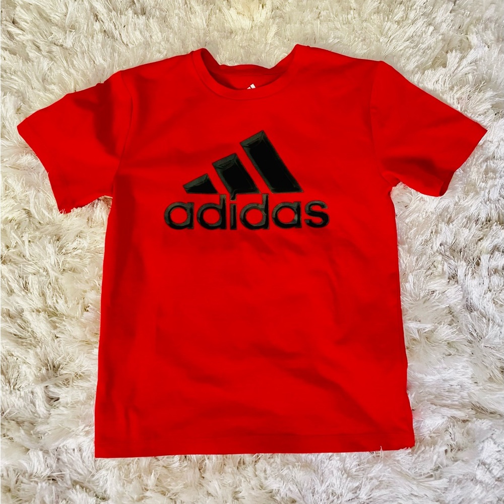 Boys’ Adidas drift logo shirt- Sz 8